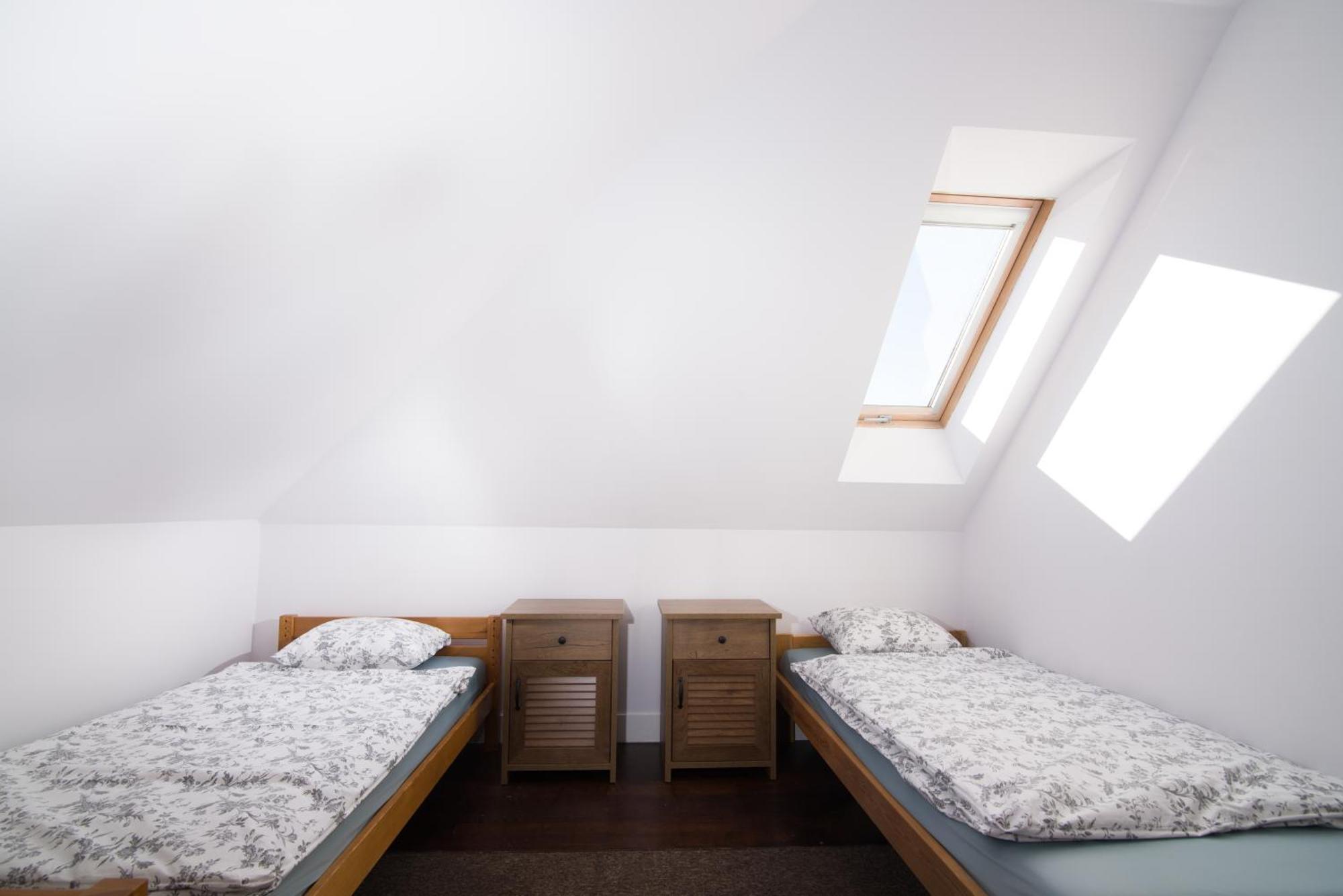 Hubertus Hotell Wola Rzedzinska Rum bild